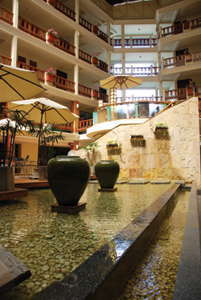 Sea Pearl Beach & Spa Patong Esterno foto